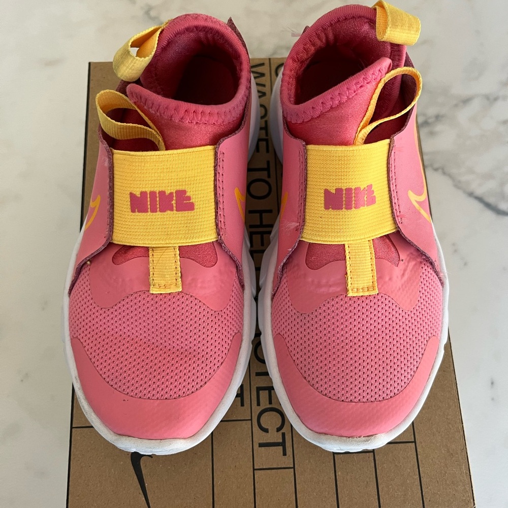 Nike Kids Sneakers (Like New)